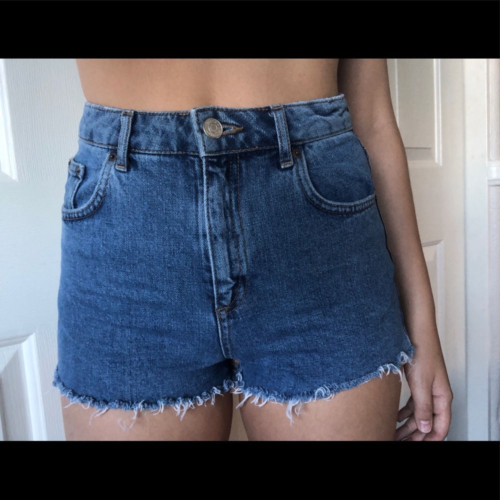 TOPSHOP shorts SIZE 4 usd
